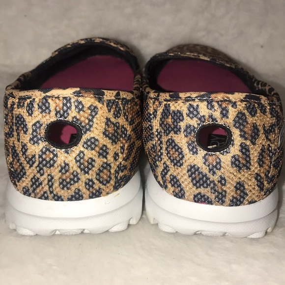 skechers memory foam leopard print